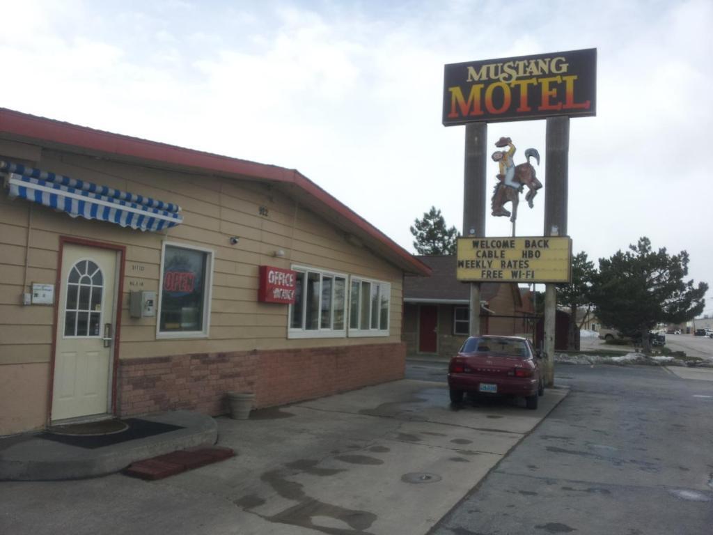 Mustang Motel Gillette Buitenkant foto